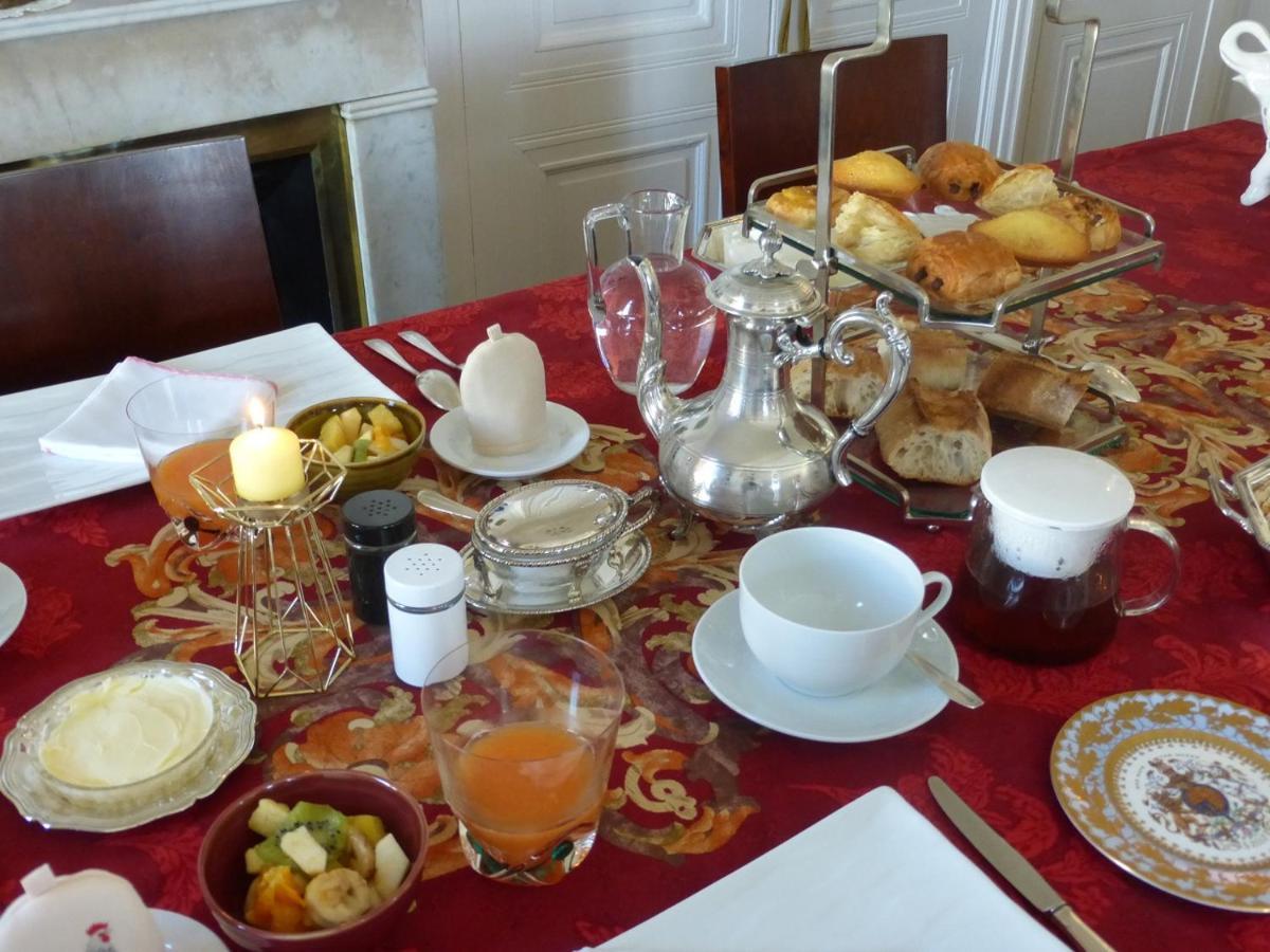 La Guylhostiere Chambre D'Hotes, 4 Epis Gites De France, Demeure De Caractere ลียง ภายนอก รูปภาพ